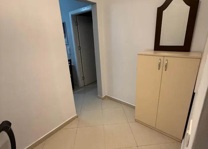 Ferit's Near Astir Apartment