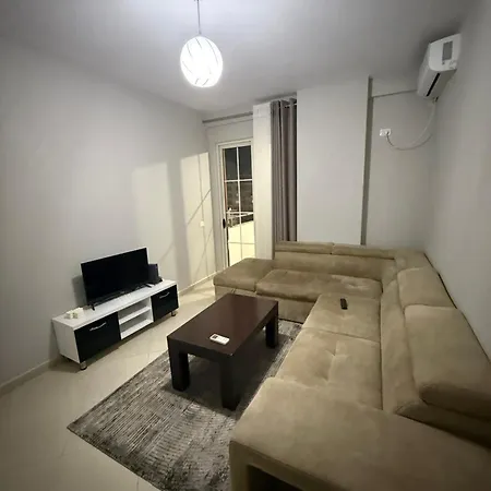Apartament Ferit's Near Astir