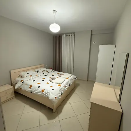 Apartament Ferit's Near Astir